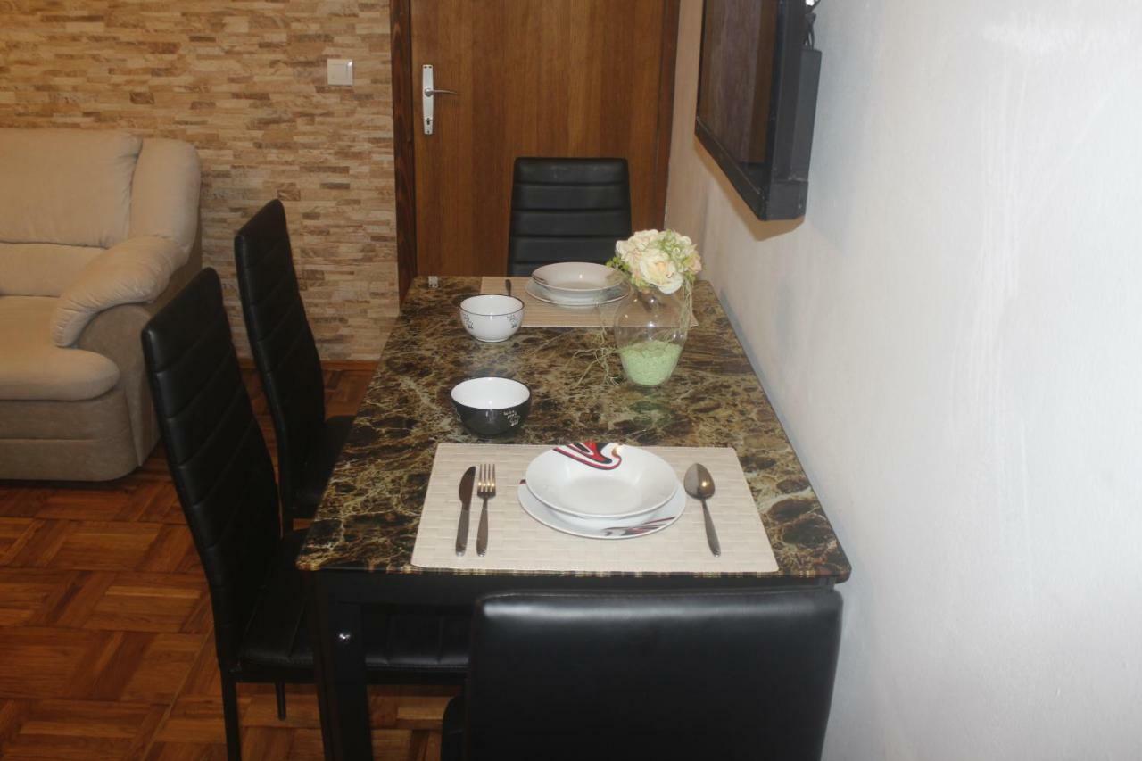 Apartman Jadranka ニヴィーチェ エクステリア 写真