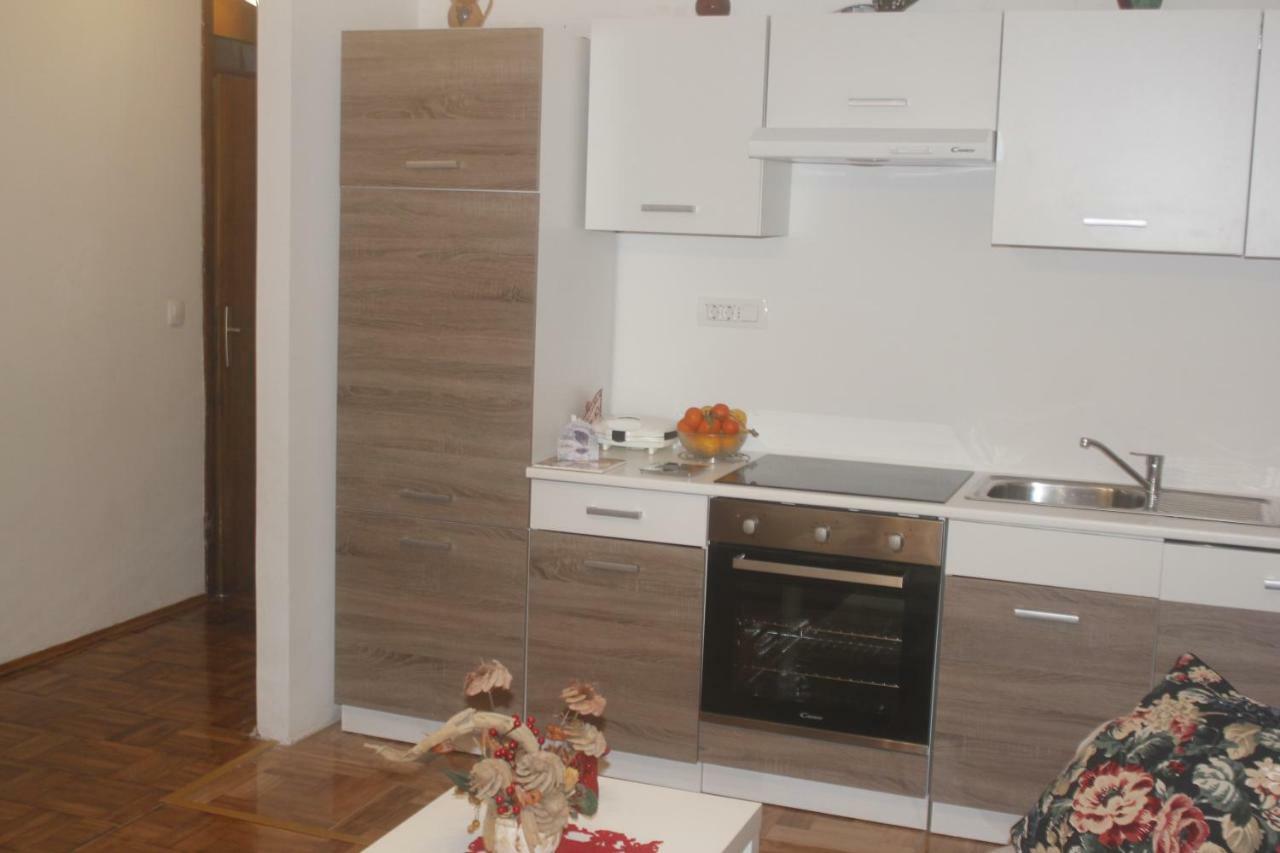 Apartman Jadranka ニヴィーチェ エクステリア 写真