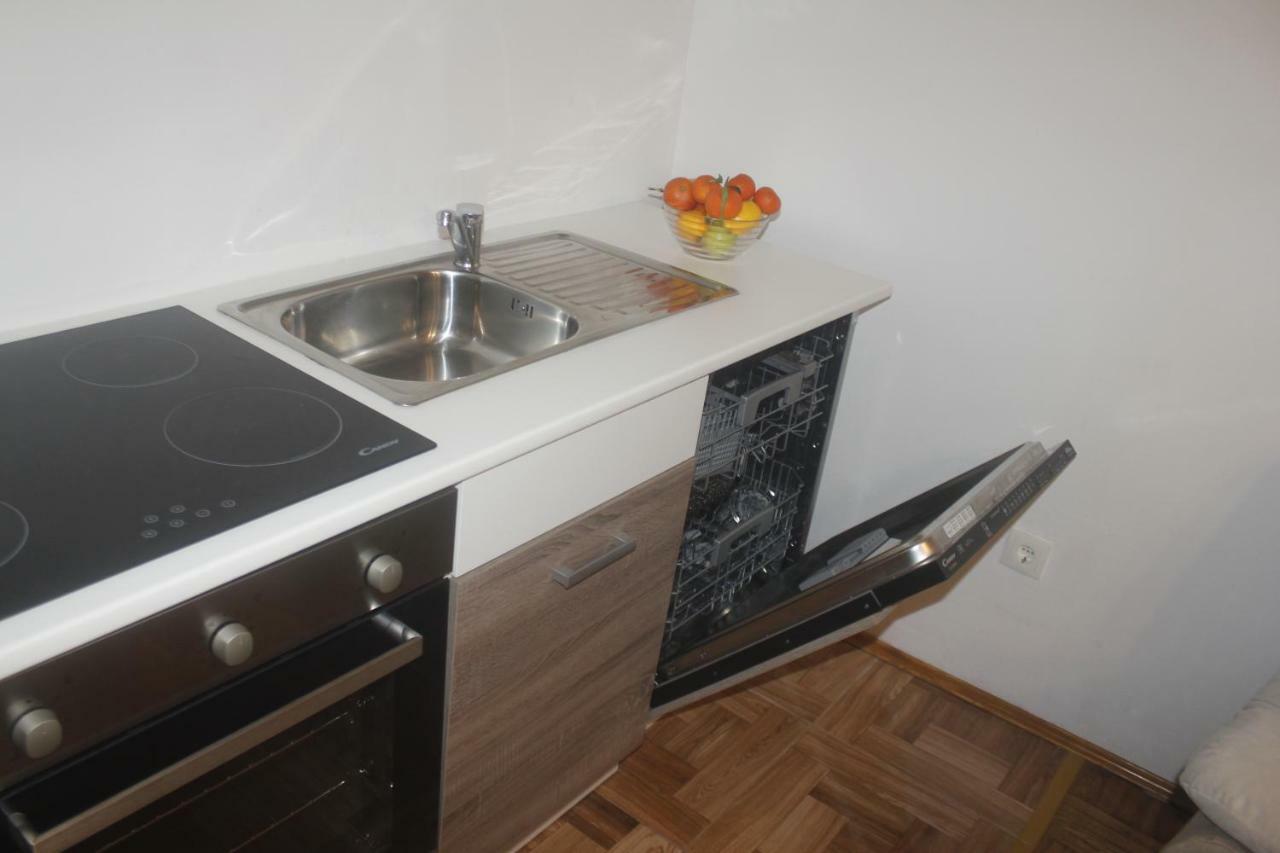 Apartman Jadranka ニヴィーチェ エクステリア 写真