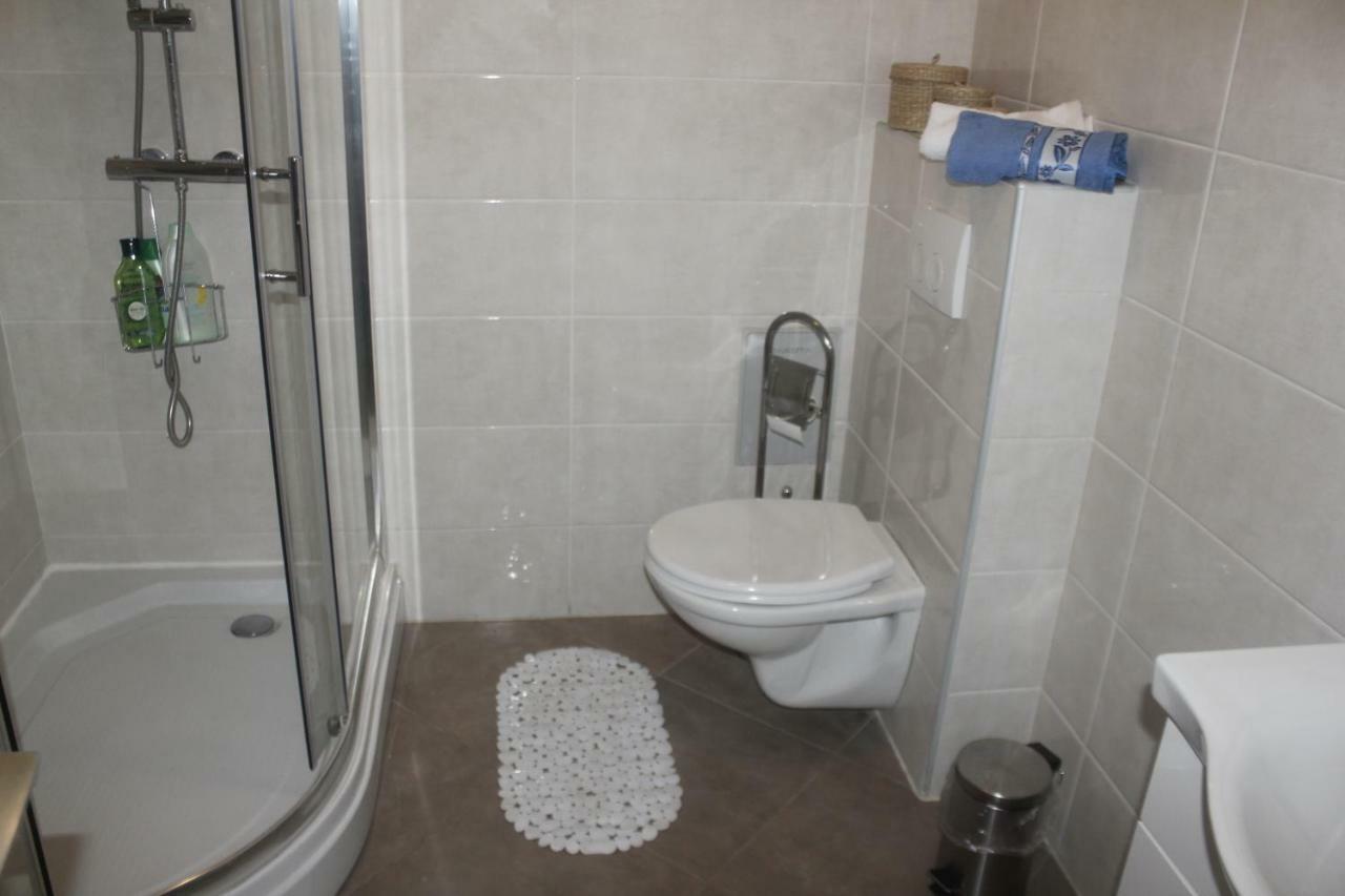 Apartman Jadranka ニヴィーチェ エクステリア 写真